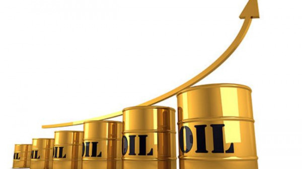 Τιμή πετρελαίου: Αυξάνεται λόγω των περιορισμών στην παραγωγή και των προσδοκιών για οικονομική ανάκαμψη