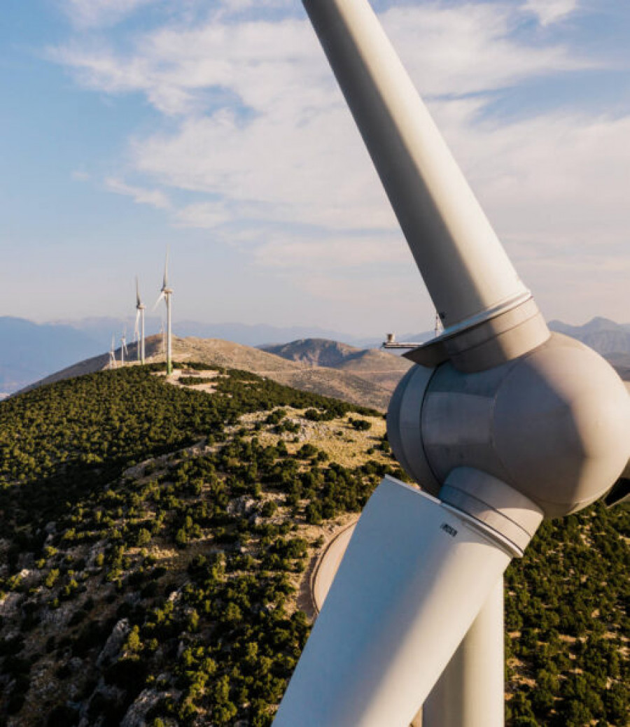 AIR ENERGY: Το Αιολικά πάρκο Δεσφίνας, ένα από τα μεγαλύτερα της χώρας τίθεται σε λειτουργία