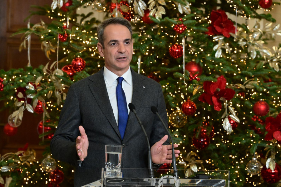 Γιάννης Τριήρης: Μαύρα Χριστούγεννα στο Μαξίμου