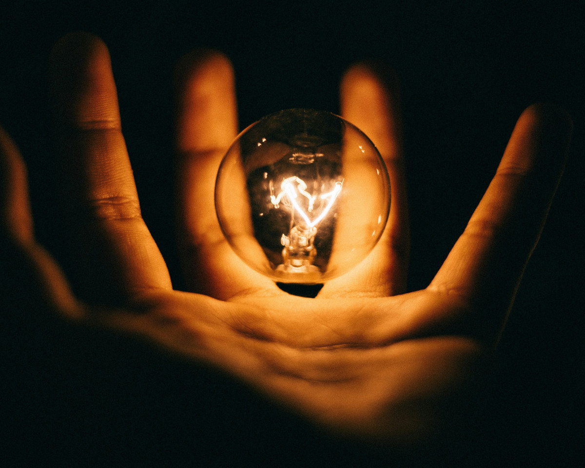 Ερώτηση 11 βουλευτών της ΝΔ στο ΥΠΕΝ για τις τιμές στο ρεύμα