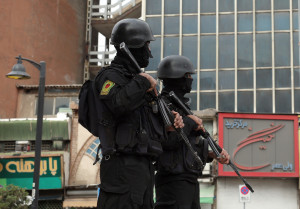 Ο πόλεμος του Ιράν αποκαλύπτει γιατί πρέπει να απεξαρτηθούμε άμεσα από το πετρέλαιο