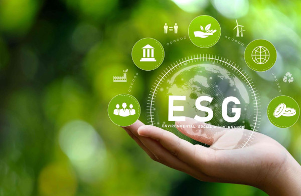 ESG – Οι ελληνικές επιχειρήσεις κάθε μεγέθους συνειδητοποιούν τη σημασία του και προχωρούν σε νέες επενδύσεις