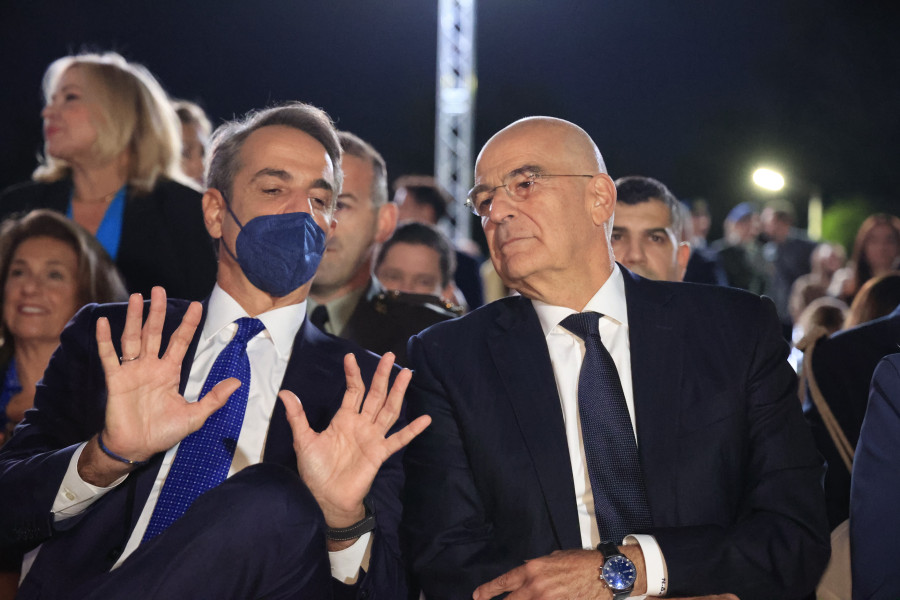 Γιάννης Τριήρης: Τα κρυφά μηνύματα και η « Άμυνα» που απειλεί τον Μητσοτάκη