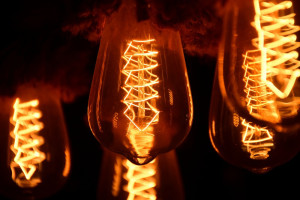 Ηλεκτρική ενέργεια: Μείζον θέμα για τις εταιρείες οι στρατηγικοί κακοπληρωτές