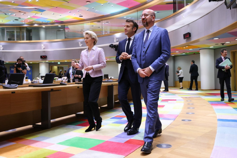 Γιάννης Τριήρης: Το «παζάρι» και τα επικίνδυνα παιχνίδια πολέμου