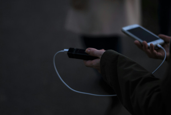 Πόσο αντέχει ένα power bank, γιατί χαλάει πιο γρήγορα από τους φορτιστές