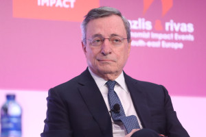 Ντράγκι: Παρωχημένο το μοντέλο αγοράς ενέργειας – Απειλή για τη μετάβαση οι υψηλές τιμές