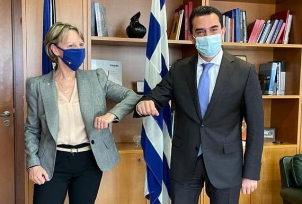 Συνάντηση Υπουργού Περιβάλλοντος και Ενέργειας, Κώστα Σκρέκα, με την Πρέσβη της Σουηδίας στην Ελλάδα