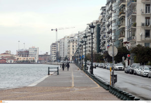 &quot;Μαγνήτισαν&quot; μεταλλικά απορρίμματα από τον βυθό του Θερμαϊκού