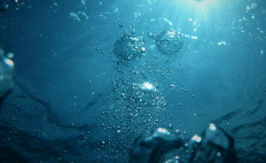Κομισιόν: Μεθοδολογία για τη μέτρηση της παρουσίας μικροπλαστικών στο νερό
