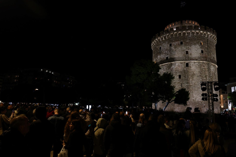 METLEN: Ο Λευκός Πύργος φωτίζει την ιστορική ταυτότητα της Θεσσαλονίκη