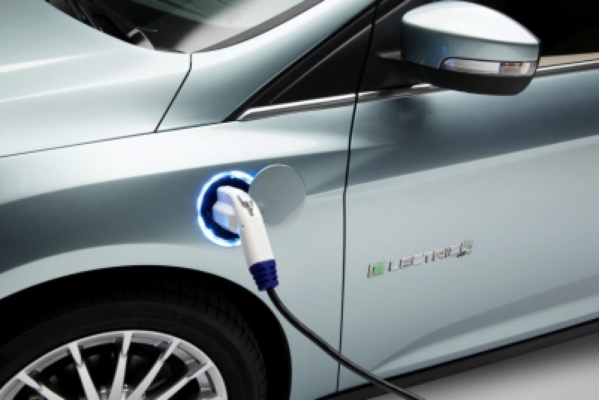 Η ΕΕ θέλει να αναπτύξει την κατασκευή μπαταριών για τα ηλεκτρικά αυτοκίνητα στην Ευρώπη