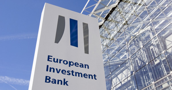 ΕΤΕπ: Στήριξη του βιομηχανικού σχεδίου της Πράσινης Συμφωνίας με πρόσθετη χρηματοδότηση ύψους 45 δισ. ευρώ