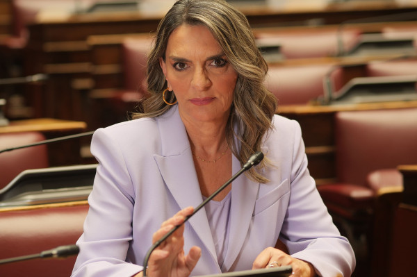 Πέτη Πέρκα: Η μόνη λύση για ελάφρυνση των νοικοκυριών από το υπερβολικό κόστος είναι η πλήρης αποδέσμευση από τα ορυκτά καύσιμα