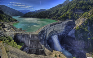 Τρόπους τιμολόγησης της ενέργειας από υβριδικές μονάδες ηλεκτροπαραγωγής εξετάζει η ΡΑΕ - Τα δύο βασικά σενάρια