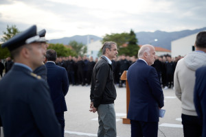 Γιάννης Τριήρης: Άδειο πουκάμισο