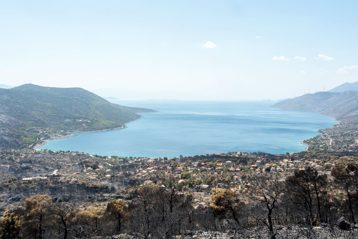 Πώς οι μύθοι γύρω από τις πυρκαγιές κρύβουν τα αίτια και τις αυτονόητες λύσεις