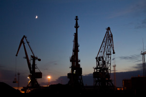 «Βουτιά» στην τιμή του ρωσικού πετρελαίου μετά το πλαφόν