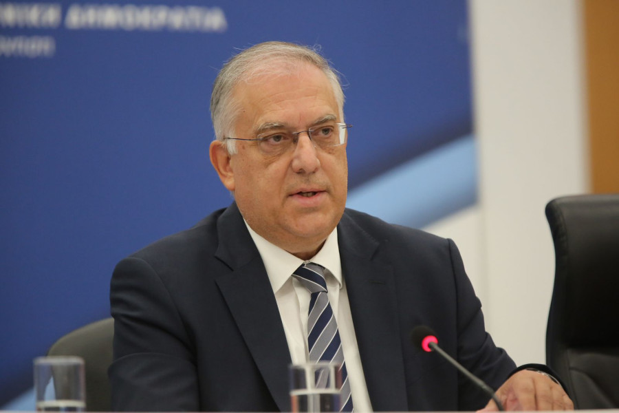 Τάκης Θεοδωρικάκος: Παράταση δύο ετών στη δημοσιοποίηση των εκθέσεων βιωσιμότητας για τις εταιρείες