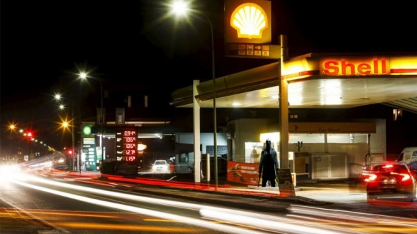 Η Shell ετοιμάζει νέους σταθμούς φόρτισης ηλεκτρικών αυτοκινήτων στην Ευρώπη