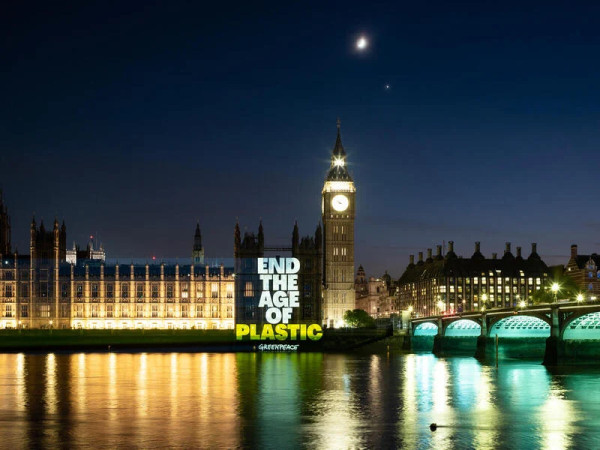 Greenpeace: Λίγες ώρες έμειναν για τις διαπραγματεύσεις του ΟΗΕ για να μπει τέλος στην πλαστική ρύπανση