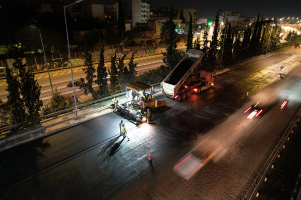 Σε στάδιο ολοκλήρωσης το έργο αναβάθμισης του οδοφωτισμού στην Αττική