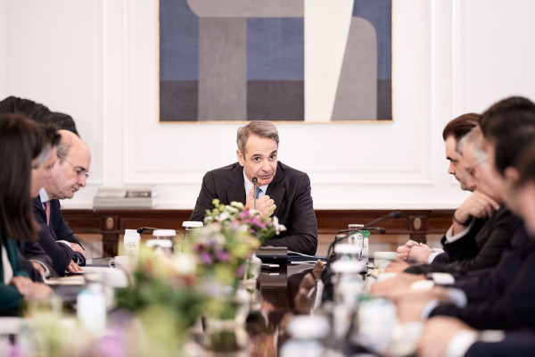 Γιάννης Τριήρης: Η γενιά των 930 ευρώ δεν έχει προοπτική