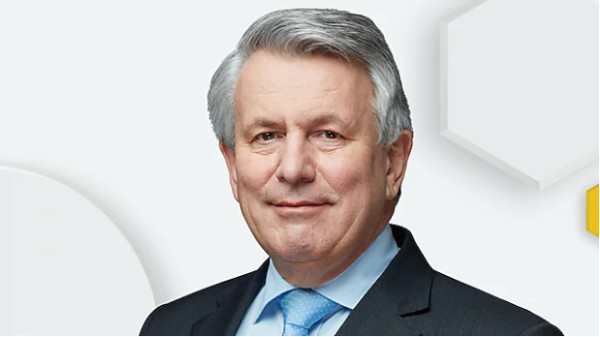 «Δύσκολο χειμώνα στην Ευρώπη» και «διανομή με το δελτίο»», βλέπει ο CEO της Shell
