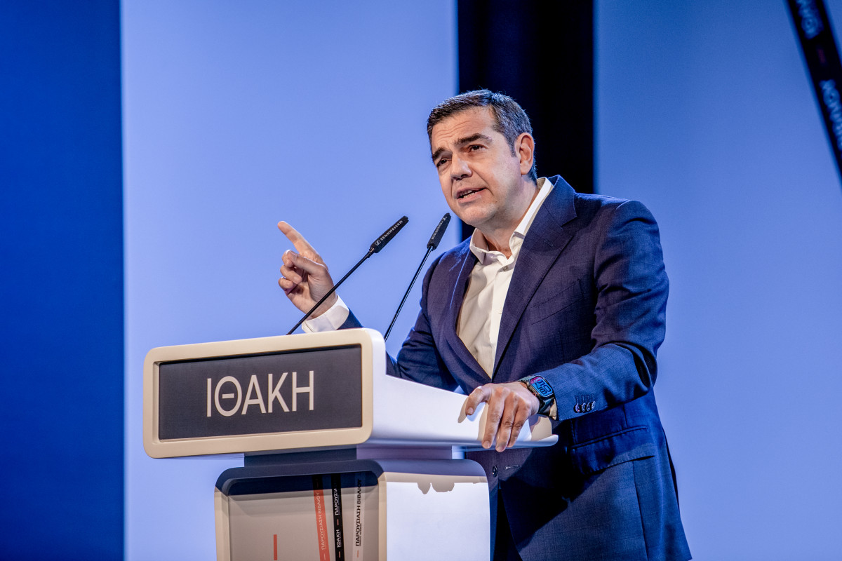 Ο Αλέξης δεν φοβάται – και δεν αλλάζει χρονοδιάγραμμα!