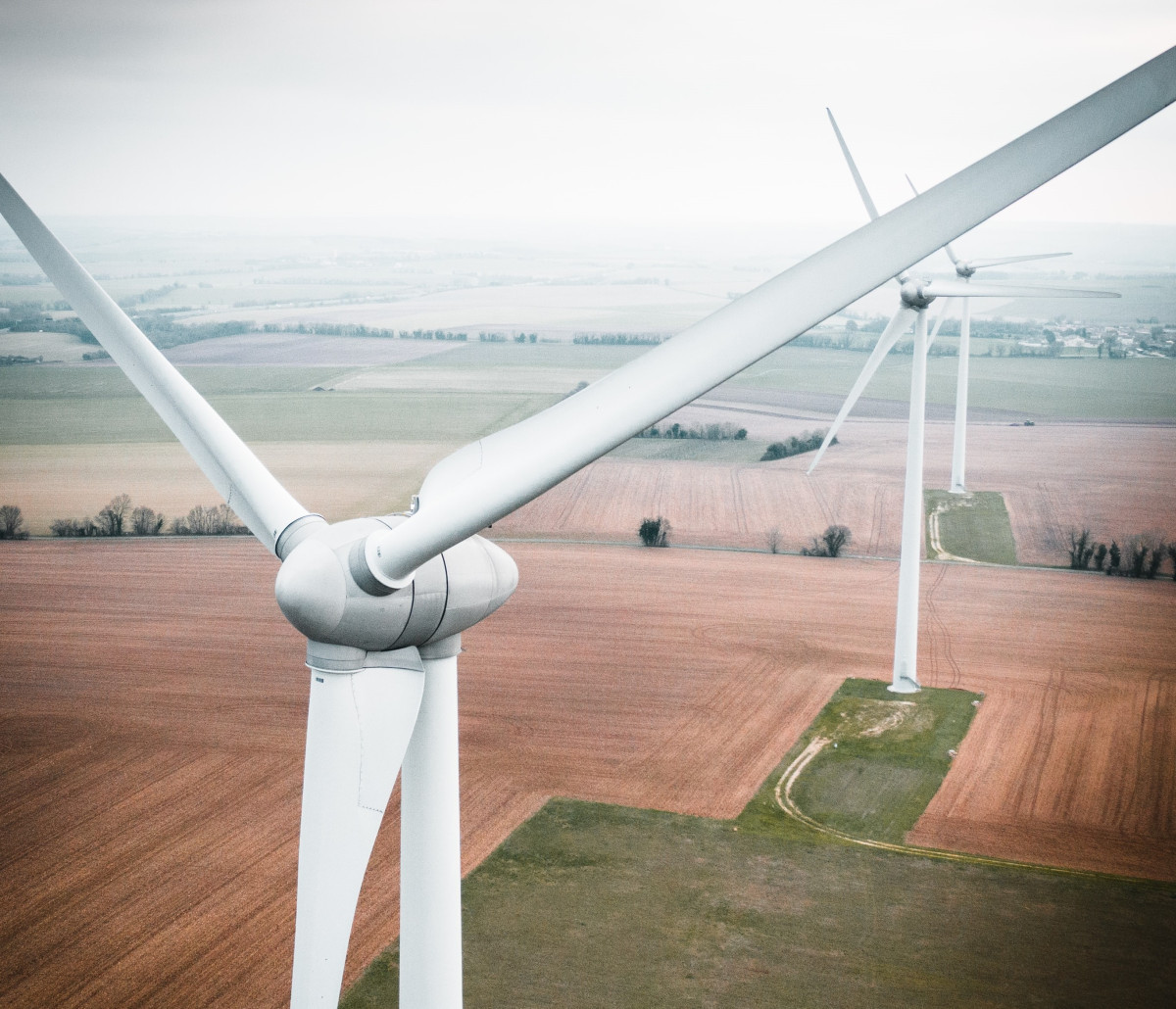 Wind Europe: Στη σωστή κατεύθυνση τα κίνητρα της Κομισιόν για PPAs και CfD