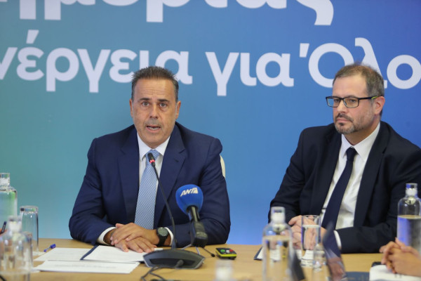ΥΠΕΝ: Κονδύλια άνω των 5 δισ. ευρώ για φθηνότερο ρεύμα 30%