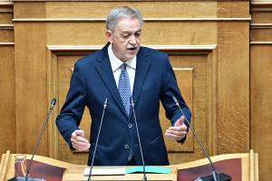 Π. Κουκουλόπουλος: Οικονομία και κοινωνία ασφυκτιούν, εξαρτημένες από το εισαγόμενο φυσικό αέριο