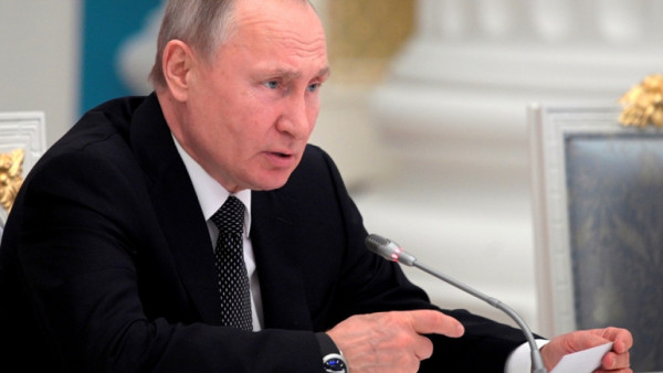 Βλ. Πούτιν: Αυτό που βλέπουμε σήμερα στην αγορά πετρελαίου δεν έχει ξαναγίνει