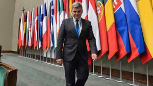 Παρέμβαση Φαραντούρη στην Κομισιόν για τις αυξημένες τιμές ηλεκτρικής ενέργειας