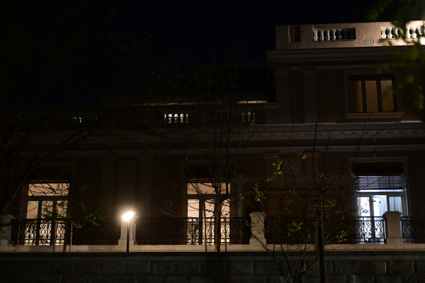 Γιάννης Τριήρης: «Πόσα απίδια πιάνει ο σάκος»