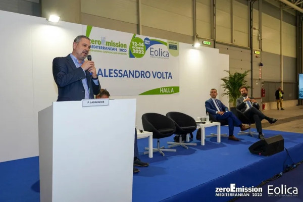 Ο Π. Λαδακάκος στο διεθνές συνέδριο «Eolica Mediterranean 2022»