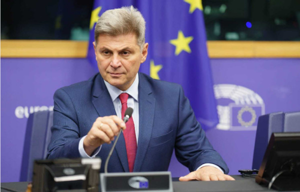 Νικόλας Φαραντούρης: Ναυάγιο IMEC όπως EastMed; Η απάντηση της Κομισιόν