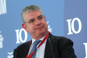 Γ. Τσακίρης (Αντιπρόεδρος ΕτΕΠ): Η νέα στρατηγική της Ευρωπαϊκής Τράπεζας Επενδύσεων και το στοίχημα των επενδύσεων