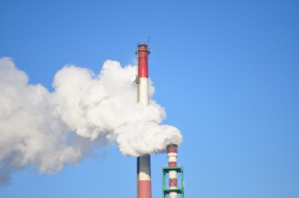 Οι εκπομπές διοξειδίου του άνθρακα από ορυκτά καύσιμα αναμένεται να κορυφωθούν το 2025