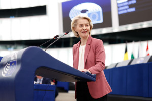 Γιάννης Τριήρης: «Όραμα» μπορεί να έχει η φον ντερ Λάιεν, ικανότητες δεν έχει
