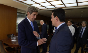 Συνάντηση Σκρέκα- Kerry: Στο επίκεντρο η ενεργειακή και περιβαλλοντική συνεργασία Ελλάδας - ΗΠΑ