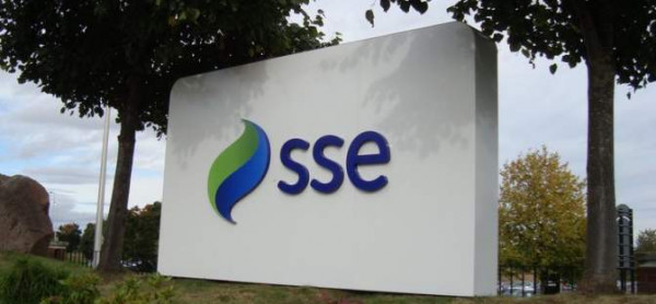 SSE: Διατηρεί τα επενδυτικά της σχέδια ύψους 7,5 δισ. λιρών σε ΑΠΕ