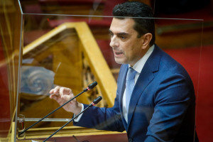 Κώστας Σκρέκας: Εγκαίνια του πρώτου δημοτικού κτηρίου με το δίκτυο διανομής φυσικού αερίου