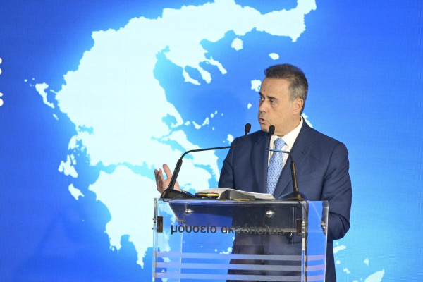 Σταύρος Παπασταύρου: Με τις χθεσινές υπογραφές η Ελλάδα προχωράει με αυτοπεποίθηση. Η Ελλάδα δυναμώνει