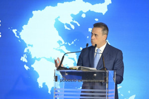 Σταύρος Παπασταύρου: Με τις χθεσινές υπογραφές η Ελλάδα προχωράει με αυτοπεποίθηση. Η Ελλάδα δυναμώνει