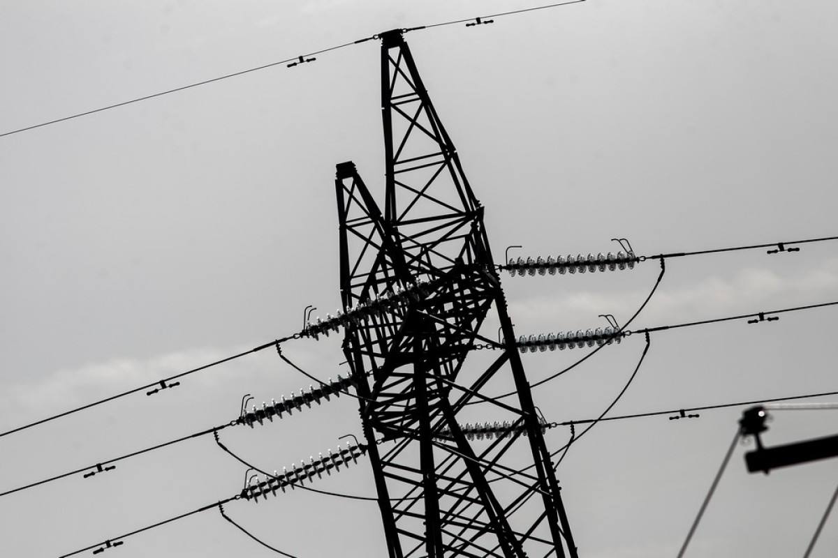 Καλάθι του νοικοκυριού και για τις τιμές του ηλεκτρικού ρεύματος αναζητά η κυβέρνηση