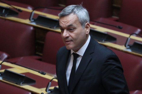 Η πρόταση της ΠΟΜΙΔΑ για αναθεώρηση του πρωτογενούς συντελεστή ηλεκτρικής ενέργειας στον ΚΕΝΑΚ, στη Βουλή από τον Χ. Μαμουλάκη