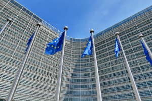Η ΕΕ και η Κίνα συμφωνούν να επεκτείνουν τη συνεργασία τους για την κυκλική οικονομία