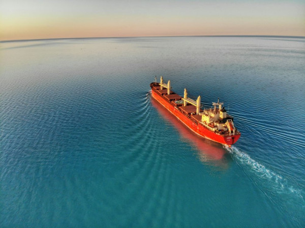 Shell: Χαμηλώνει ο πήχης για την παραγωγή LNG