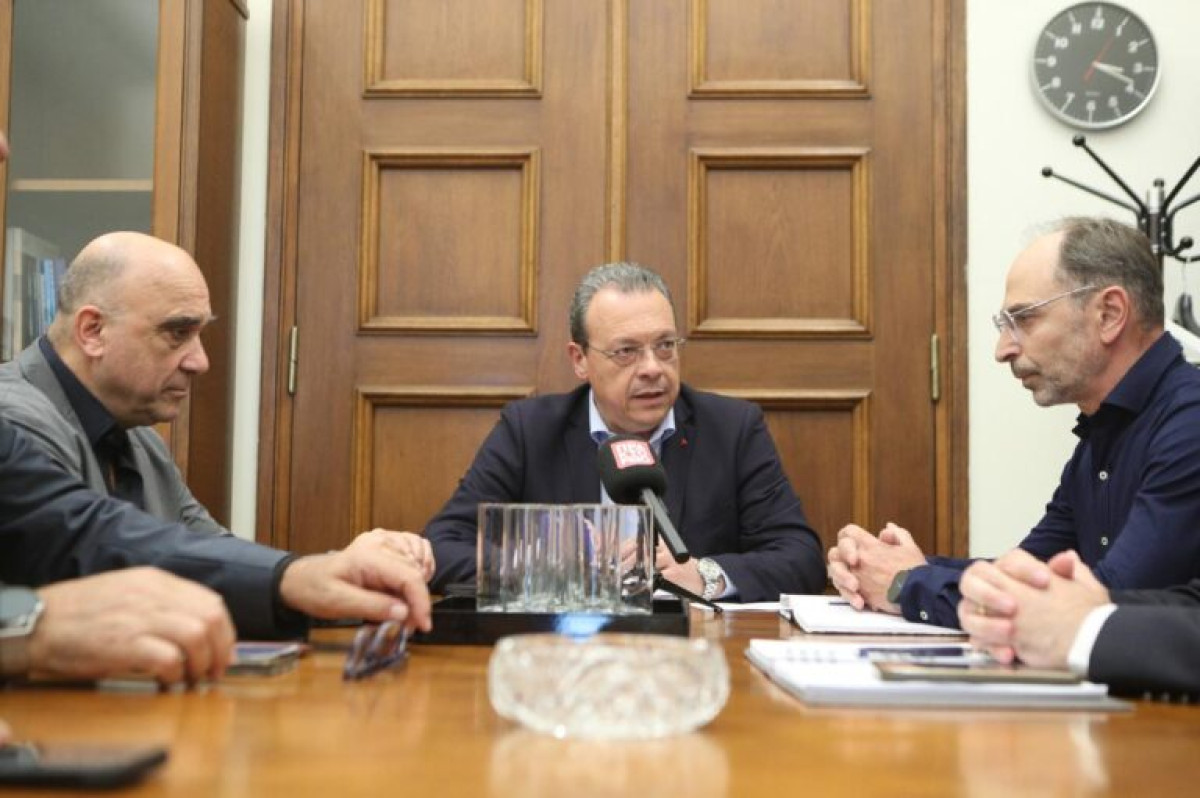 Σ. Φάμελλος: Πετάμε φθηνή πράσινη ενέργεια στα σκουπίδια, χρεοκοπούν οι μικρομεσαίοι των ΑΠΕ και ο καταναλωτής πληρώνει πανάκριβη ενέργεια